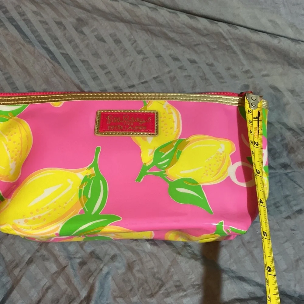 Lilly Pulitzer For Estee Lauder Lemon makeup bag